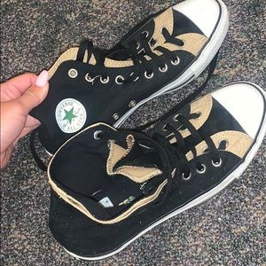 Black and good hightop converse